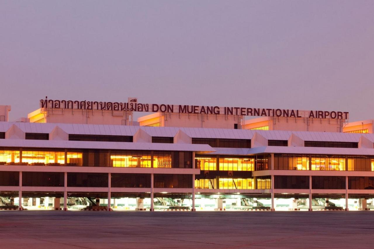 5 Chang Palace Hotel Bangkok Exterior photo